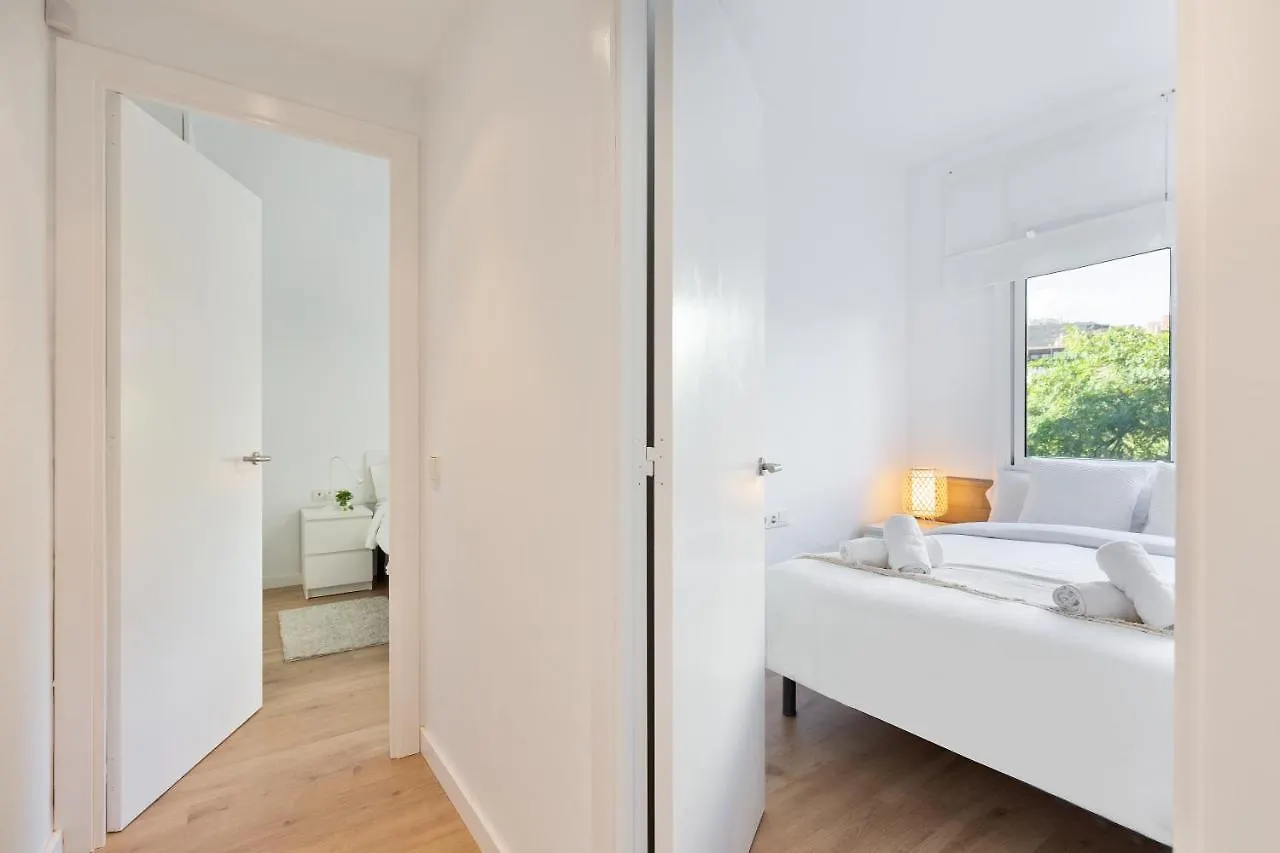 Suites Barcelona Park Gueell 0*,